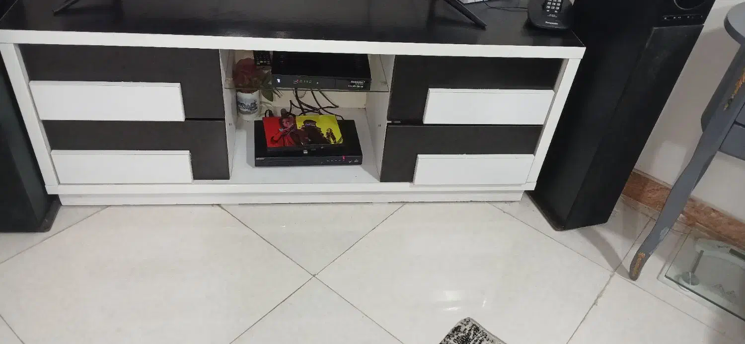 میزتی وی کالاسالم درحدنوسفارشی ساخت|میز تلویزیون|رشت, کوی حسینی|دیوار