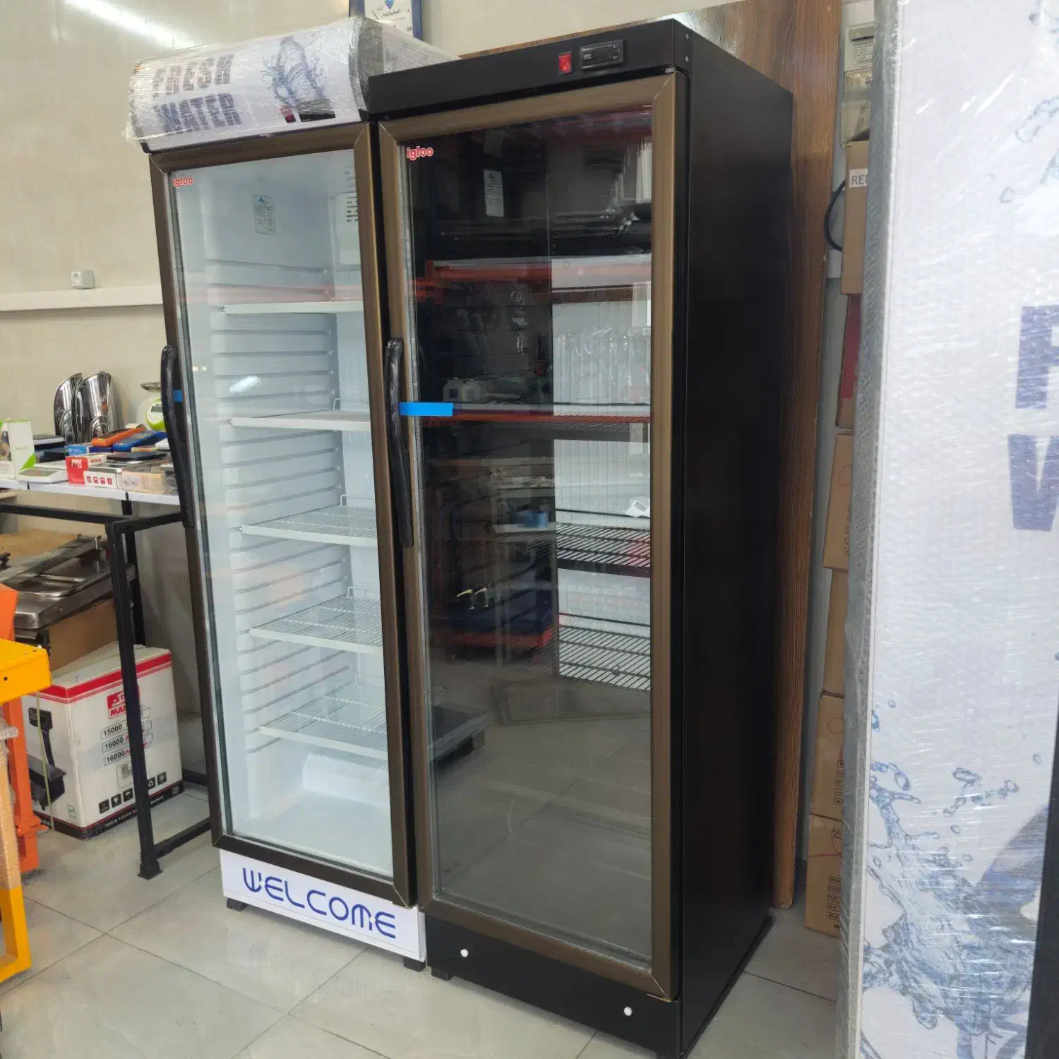 یخچال ویترین کافه قهوه هایپ مشکی( ترازو آنلاین)|فروشگاه و مغازه|رشت, یخسازی|دیوار