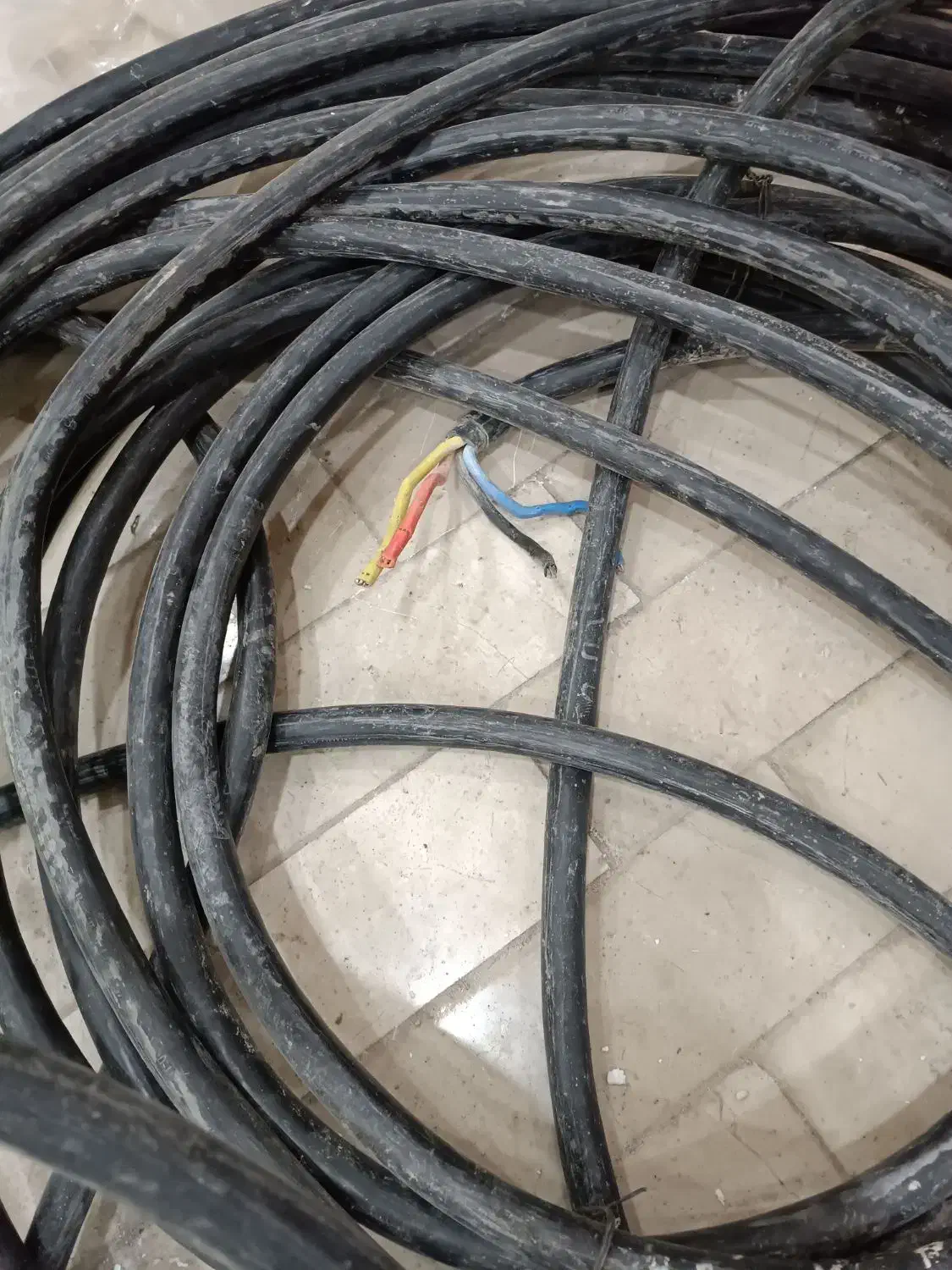 کابل ۴ در۱۶آلمینیومی برق|مصالح و تجهیزات ساختمان|قم, پردیسان|دیوار