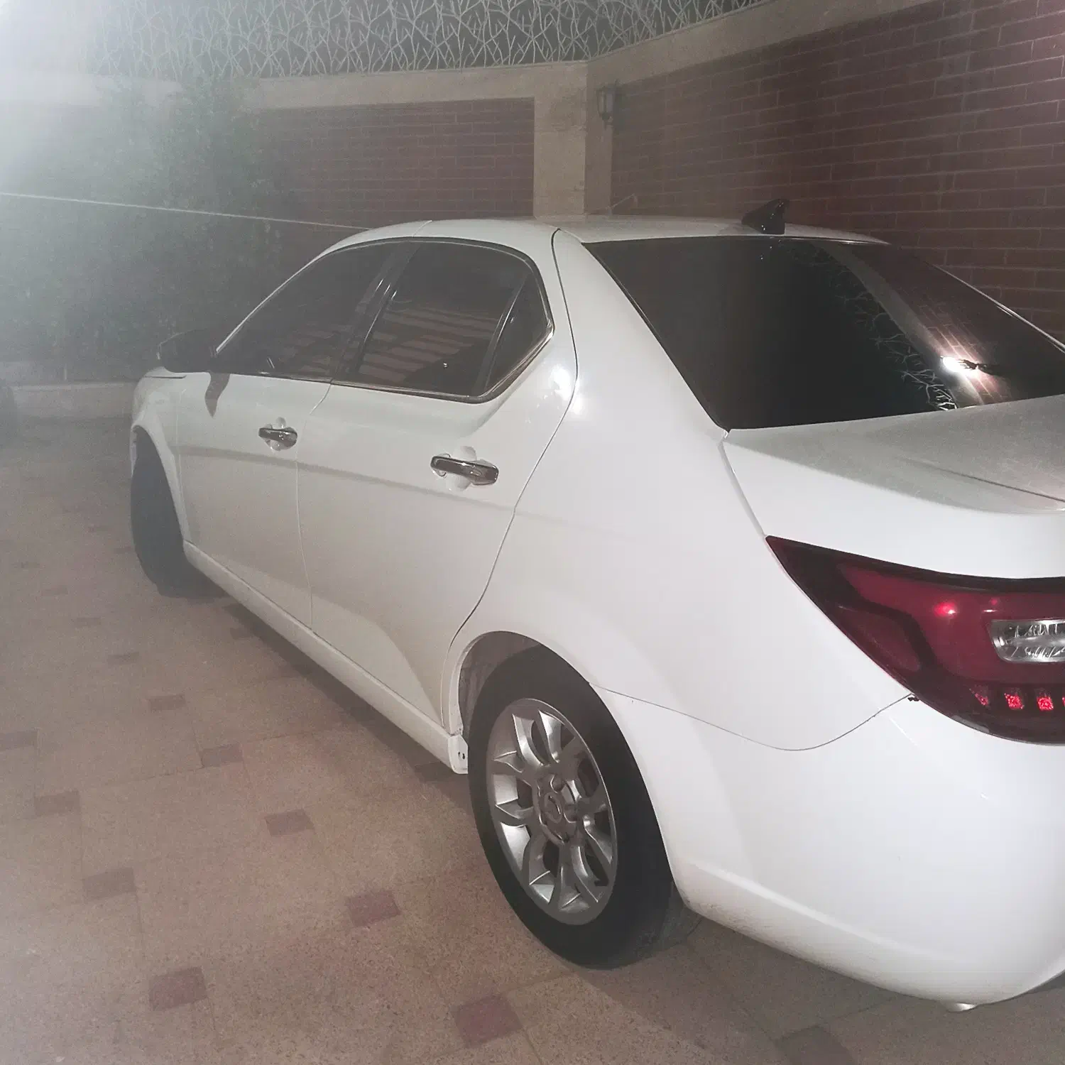 دنا پلاس اتوماتیک|خودرو سواری و وانت|رفسنجان, |دیوار