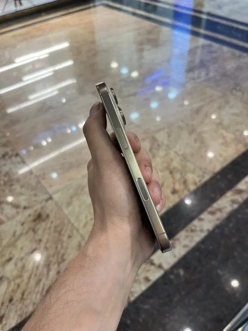 ۱۶ پرو ۲۵۶ گیگ|موبایل|تهران, آسمان|دیوار