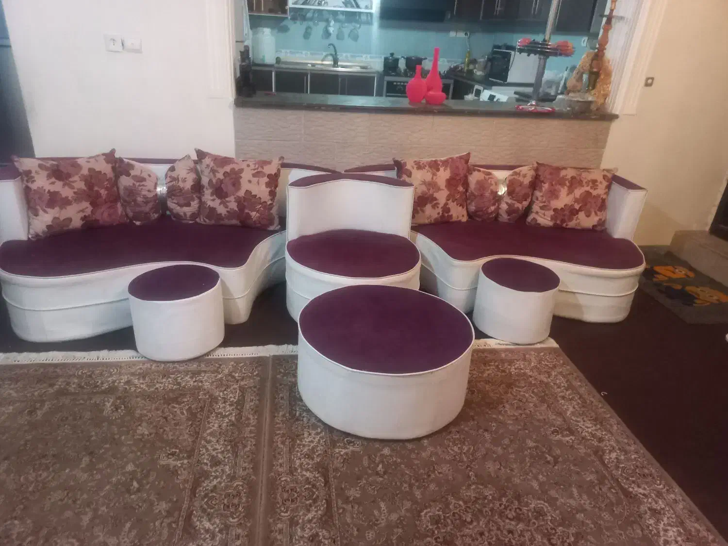 یک دست،مبل همراه با گل میز،|مبلمان خانگی و میز عسلی|شیراز, قلعه نو|دیوار