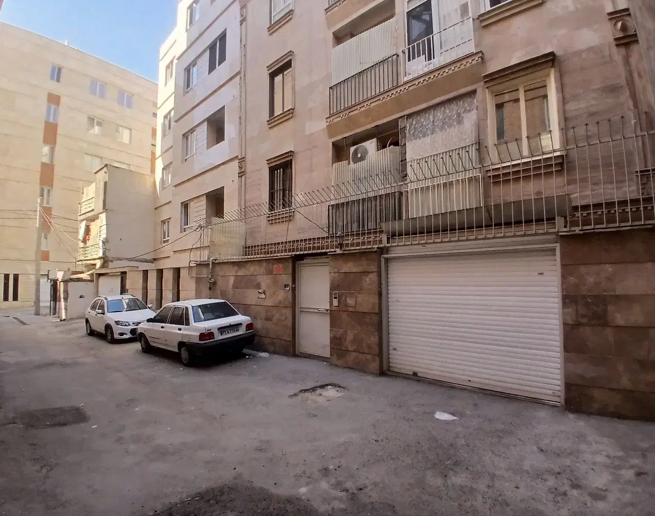 ۴۶متر یکخواب آسانسور انباری تخلیه