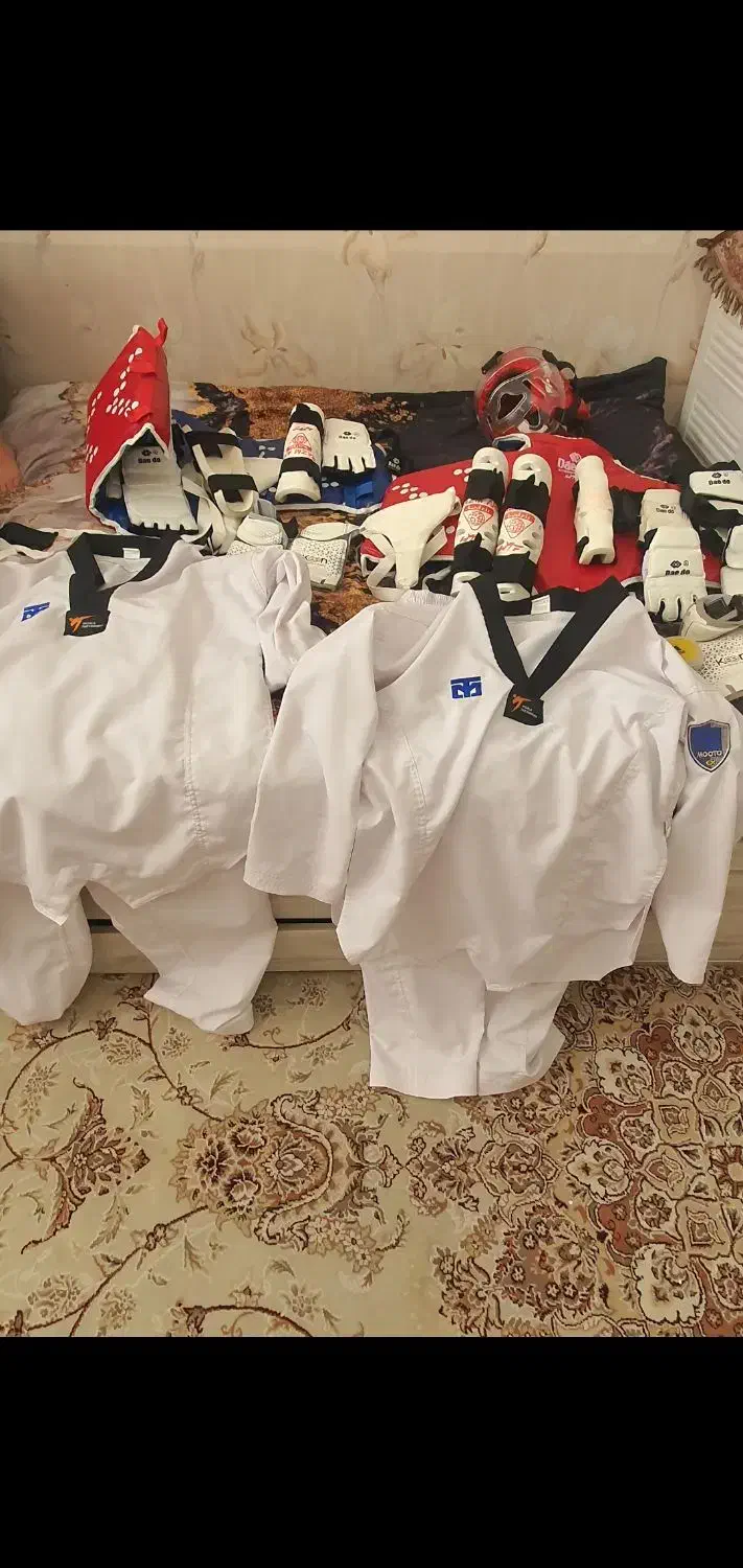 لباس سایز۱۸۰ تجهیزات تکوانددرحدنوروپایی الکترونیکی|تجهیزات ورزشی|شیراز, شهرک والفجر|دیوار