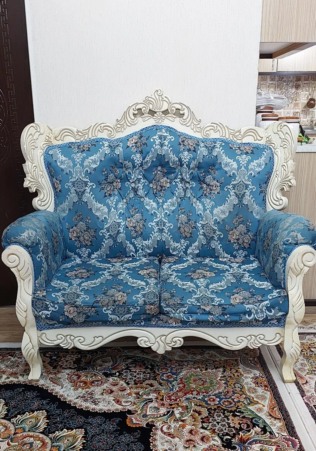 مبل ۷ نفره به همراه میز جلو مبلی و سه عدد عسلی|مبلمان خانگی و میز عسلی|تهران, جنتآباد شمالی|دیوار