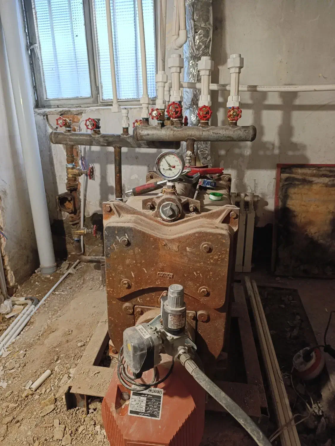 تامین کلیه لوازم تاسیسات.پمپ،مخزن،شوفاژخانه|مصالح و تجهیزات ساختمان|تهران, مرزداران|دیوار