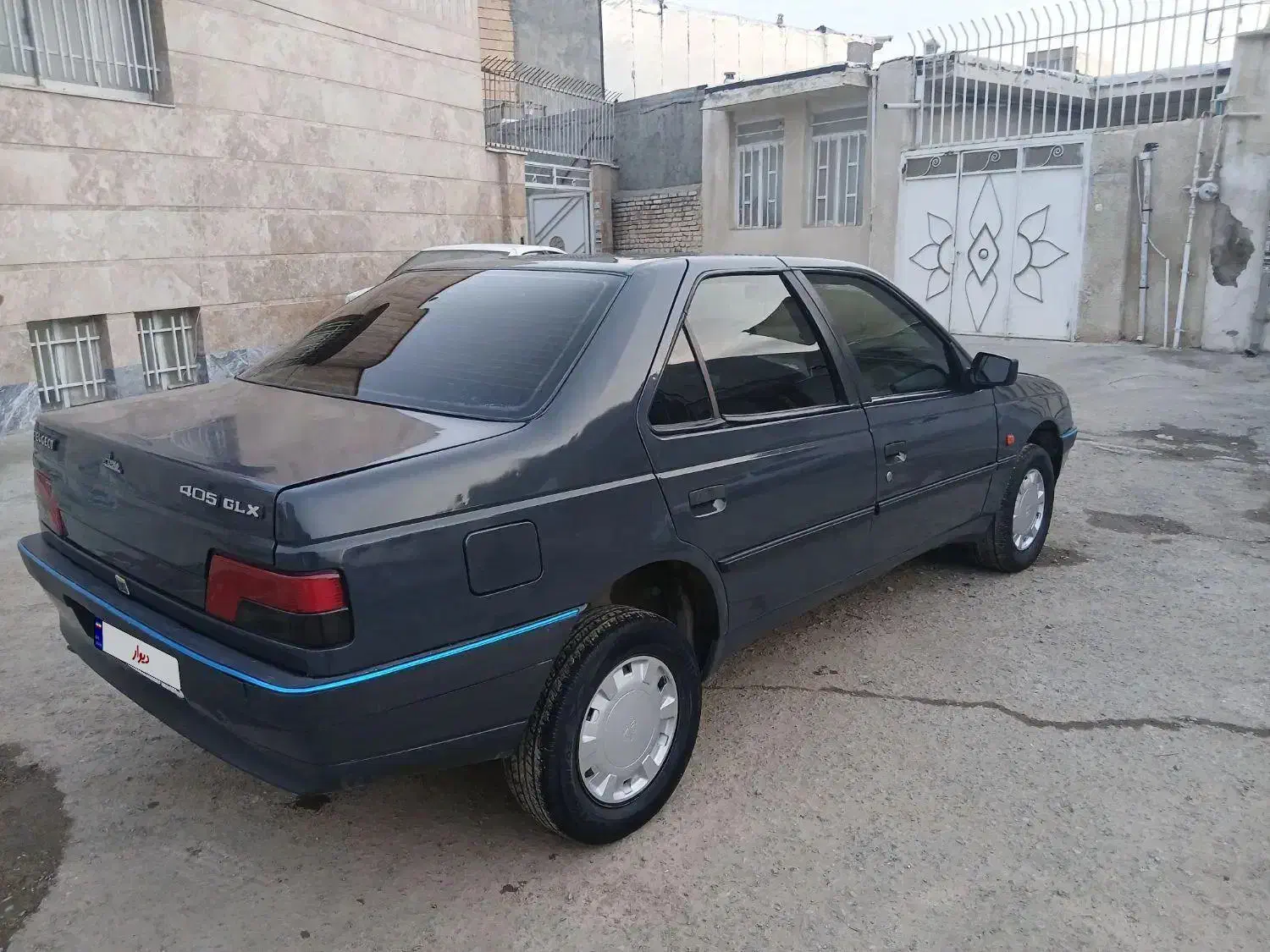 پژو۴۰۵|خودرو سواری و وانت|کرمانشاه, |دیوار