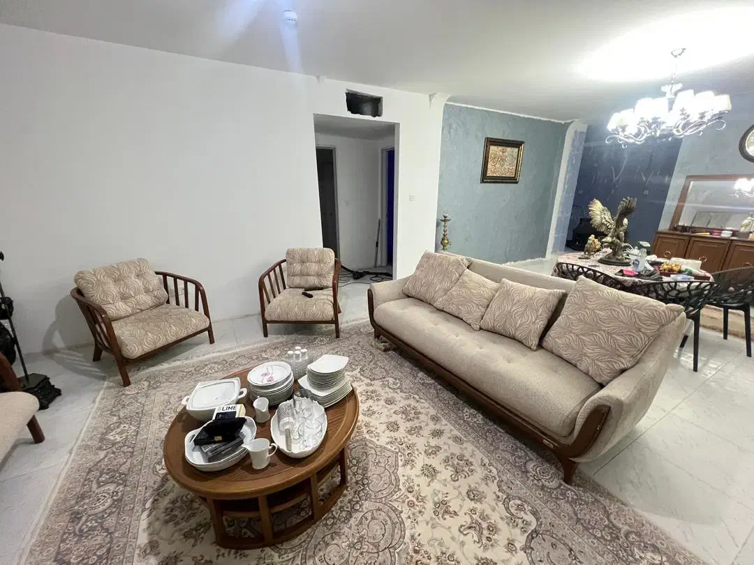 مبل شیک و بسیار باکلاس|مبلمان خانگی و میز عسلی|هشتگرد, شهرک پامچال|دیوار