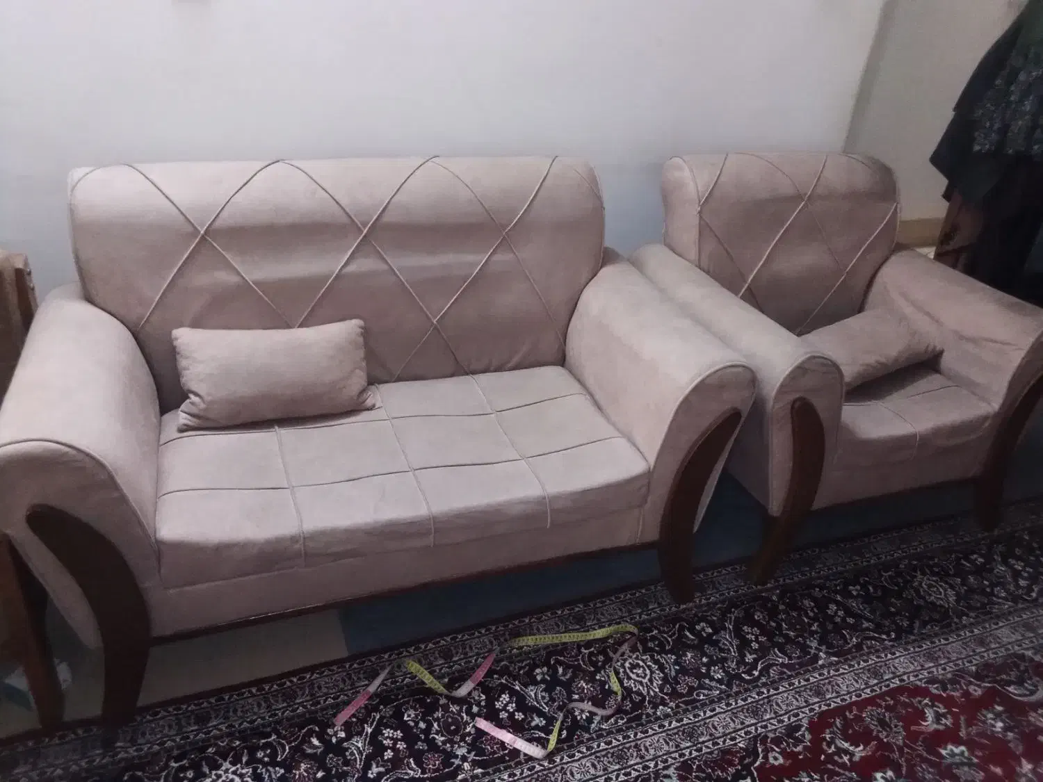 مبل هفت نفره به همراه میز و عسلی|مبلمان خانگی و میز عسلی|سمنان, |دیوار