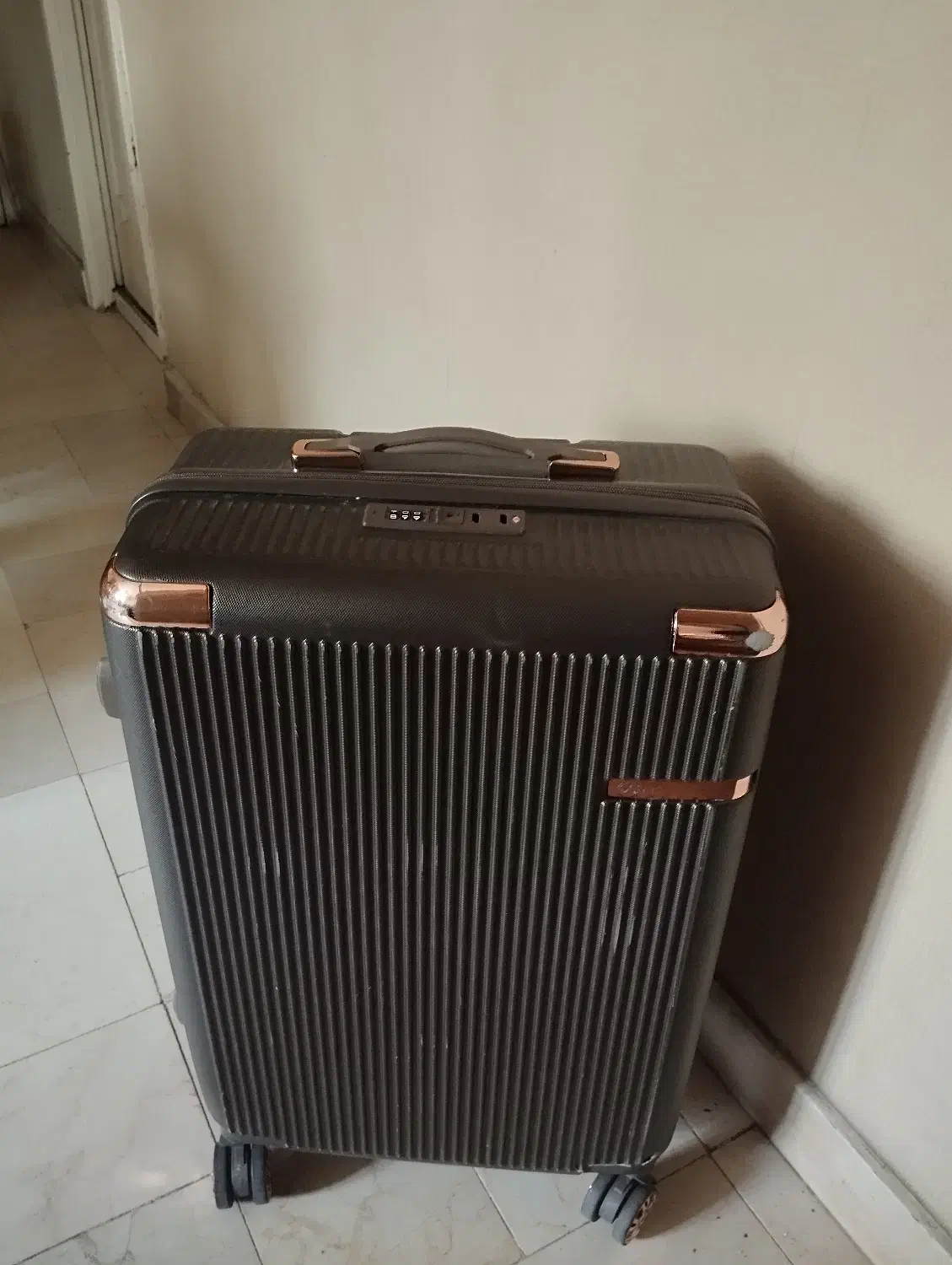 ساک/چمدان جدید|کیف، کفش، کمربند|شیراز, گلدشت معالی‌آباد|دیوار