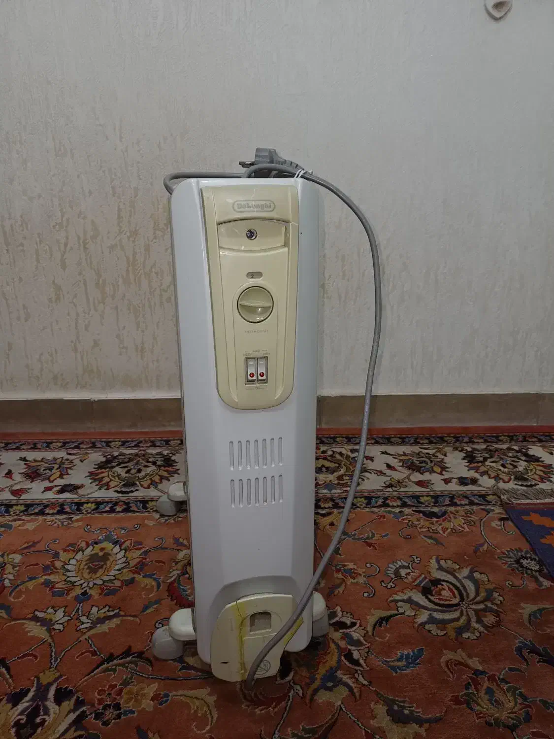 شوفاژ برقی دلونگی ۱۰ پَره|بخاری، هیتر، شومینه|تهران, سجاد|دیوار