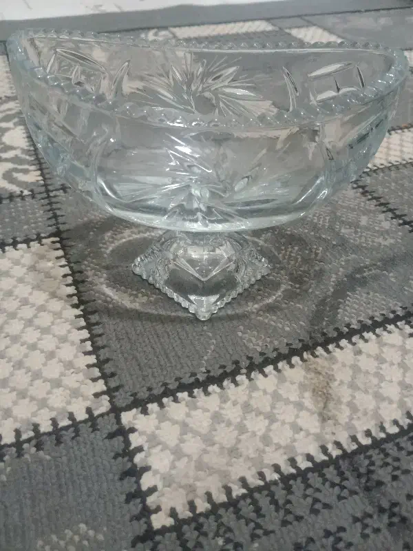 جا شکلاتی  2عدد قیمت 500هزار تومان|ظروف سرو و پذیرایی|خمینی‌شهر, |دیوار