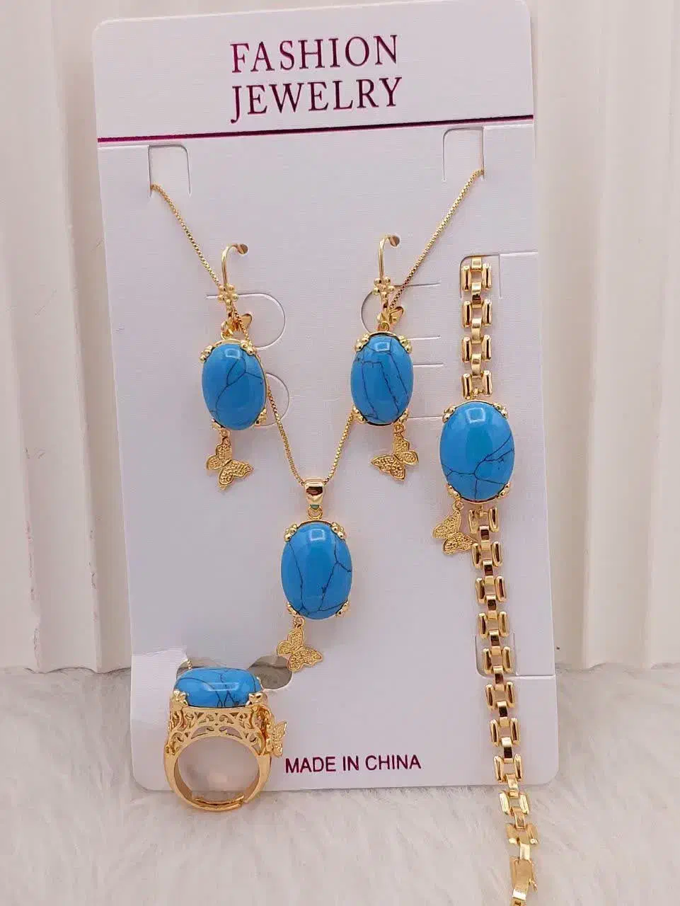 بدلیجات مارک دار|بدلیجات|آغاجاری, |دیوار