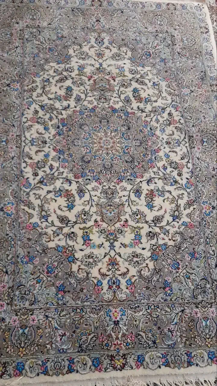 قالیچه دست بافت پشم و ابریشم|فرش|آران و بیدگل, |دیوار