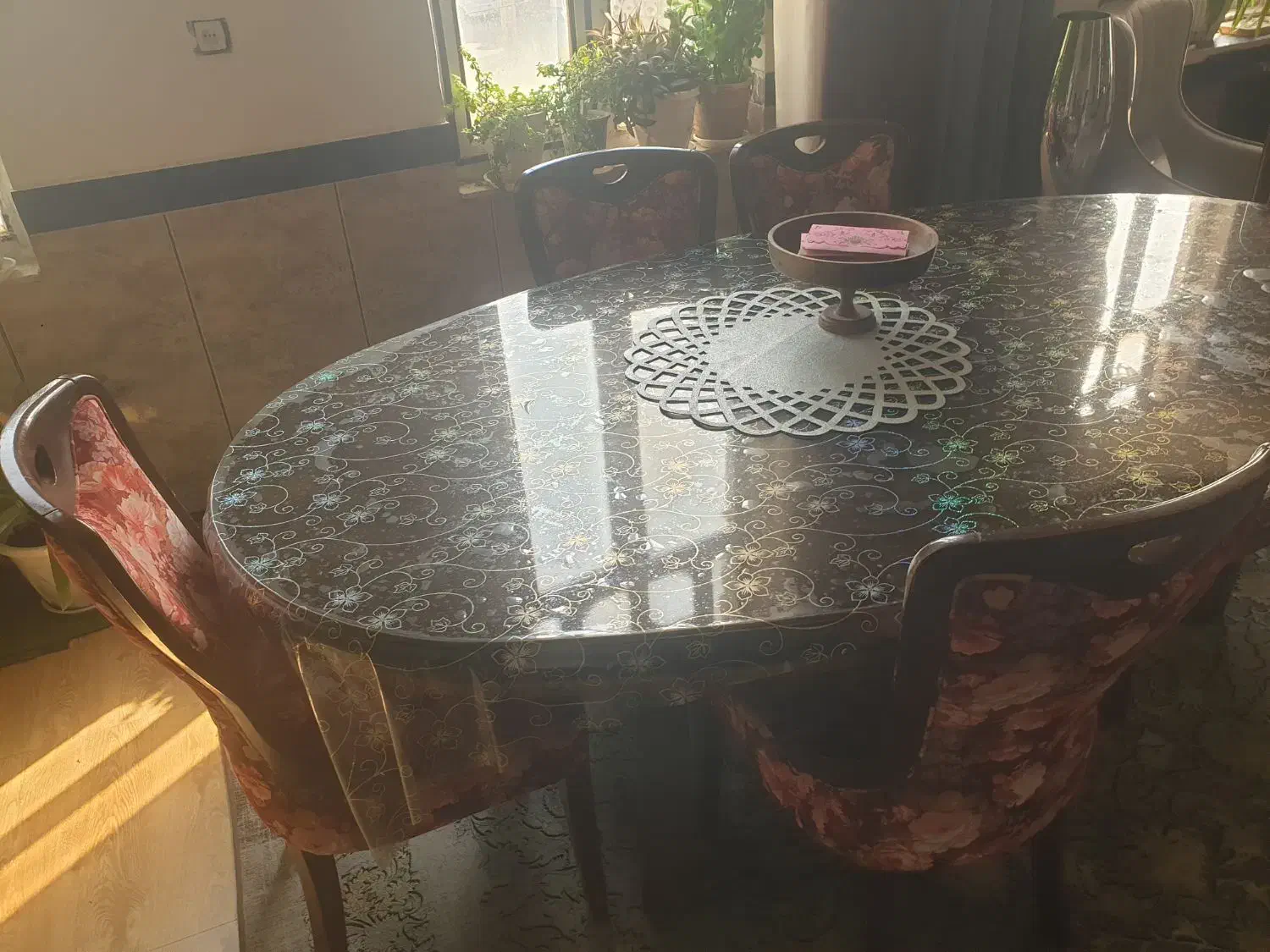 ب دلیل نیاز مالی|میز و صندلی غذاخوری|سرپل ذهاب, |دیوار