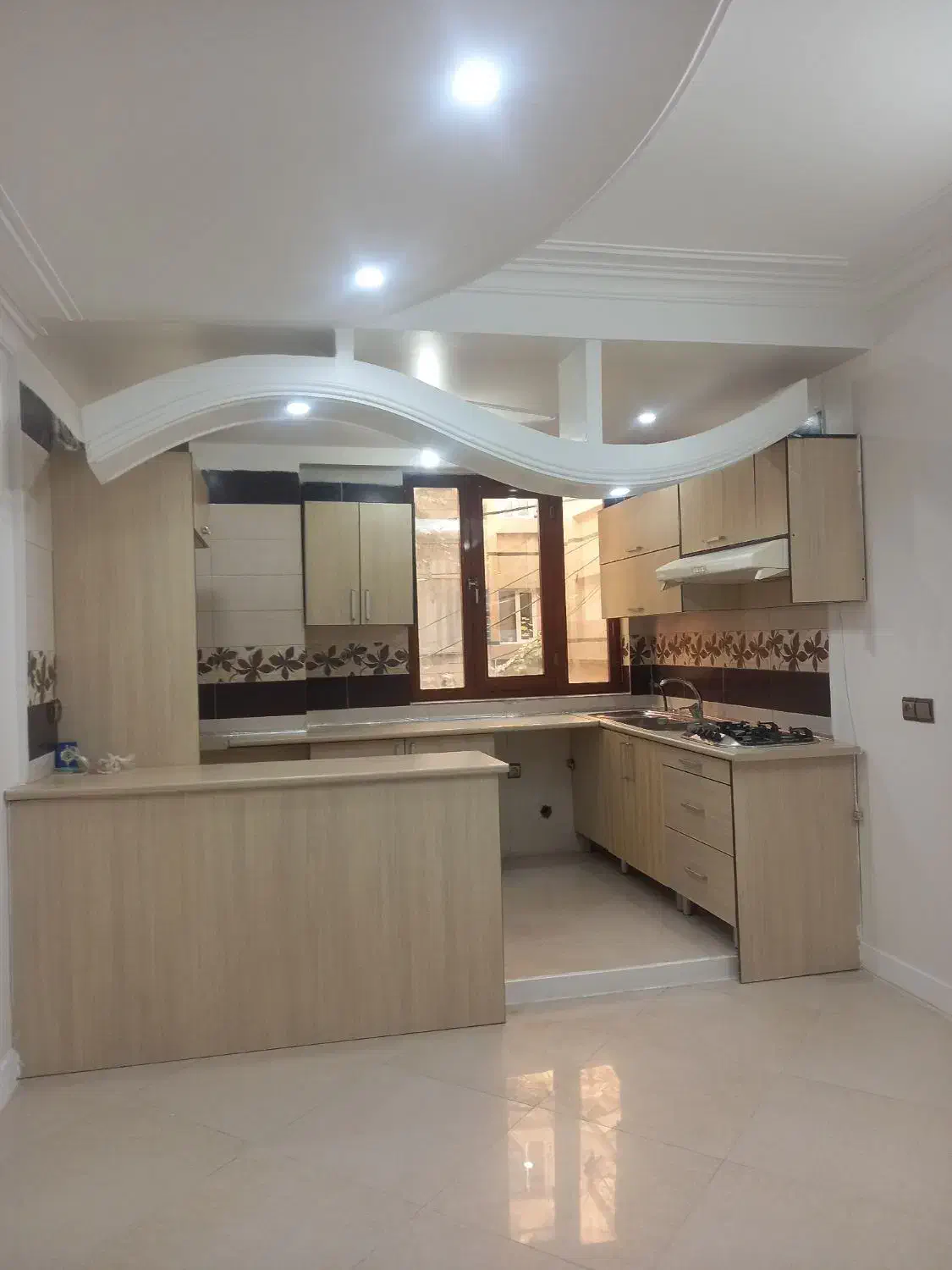 اجاره یک واحد آپارتمان خوش نقشه بالوکیشن خوب