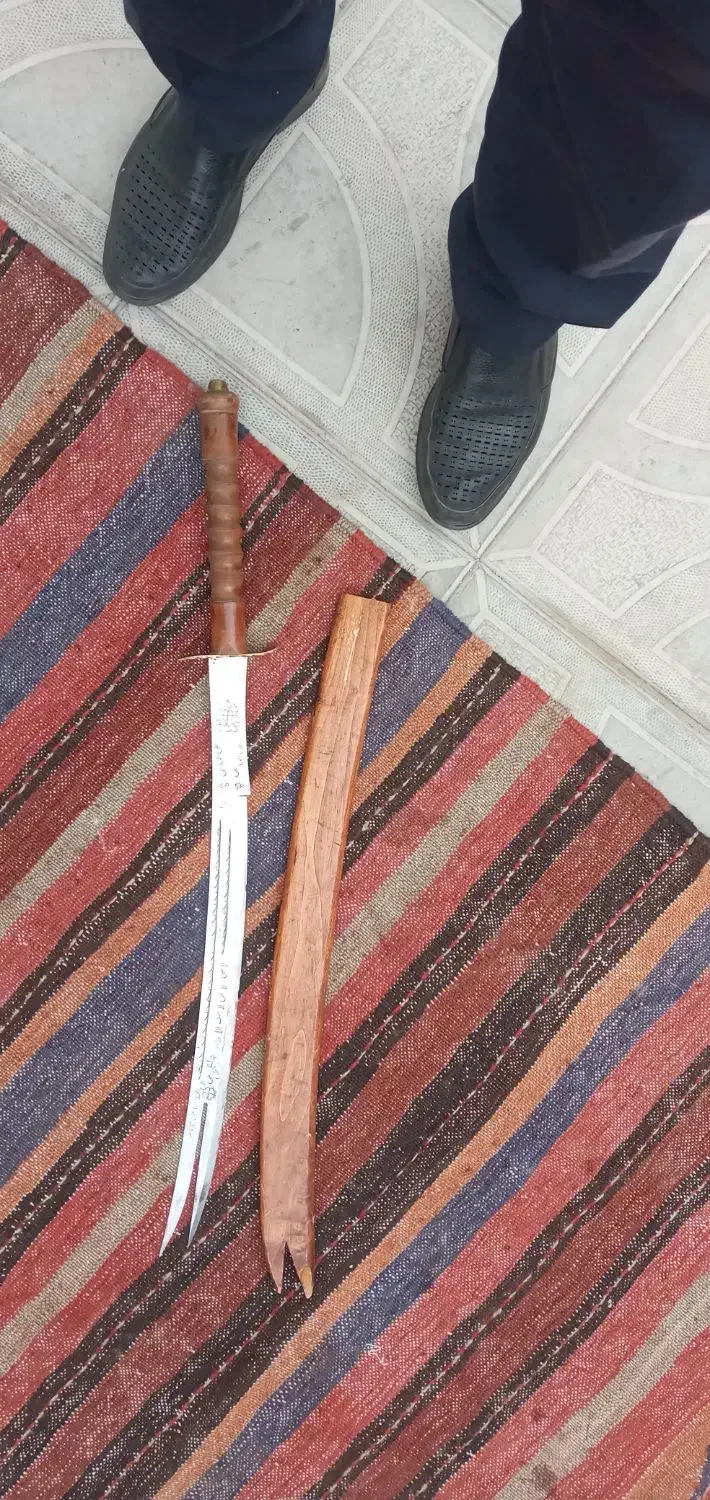 شمشیر|کلکسیون اشیاء عتیقه|تبریز, |دیوار