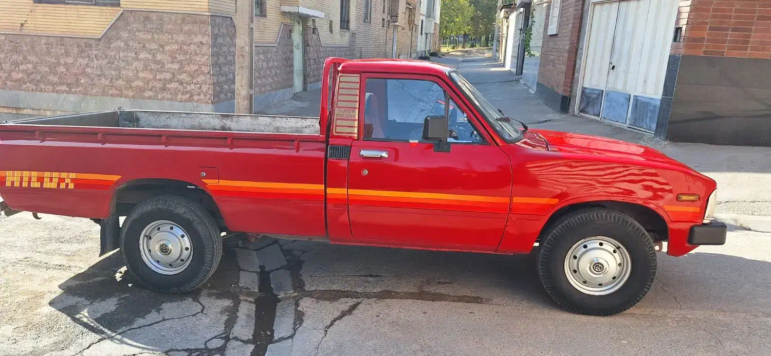 تویوتا وانت ۸۳|خودرو سواری و وانت|لنجان, |دیوار