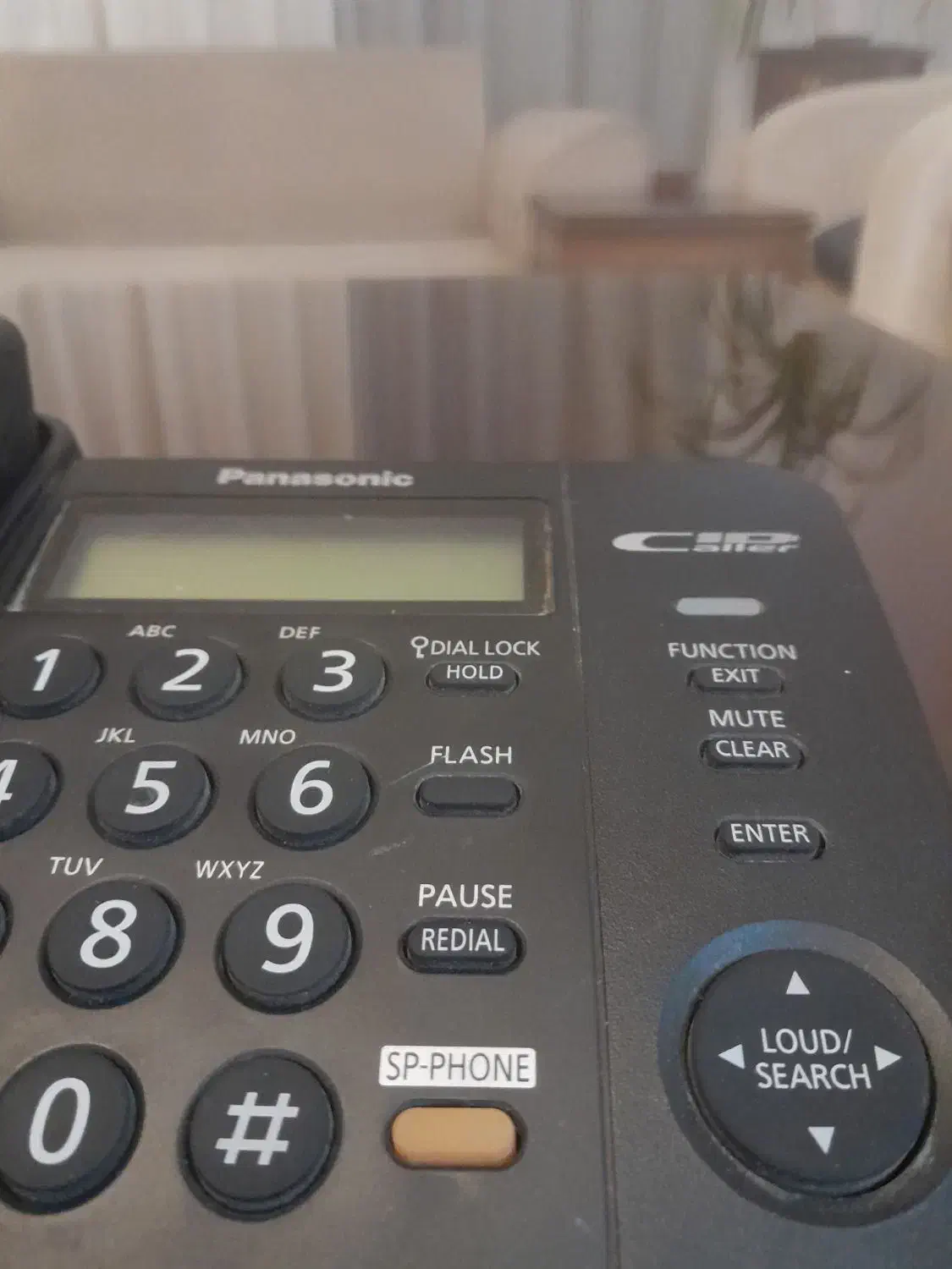 تلفن رومیزی|تلفن رومیزی|نیشابور, گمنام غربی|دیوار