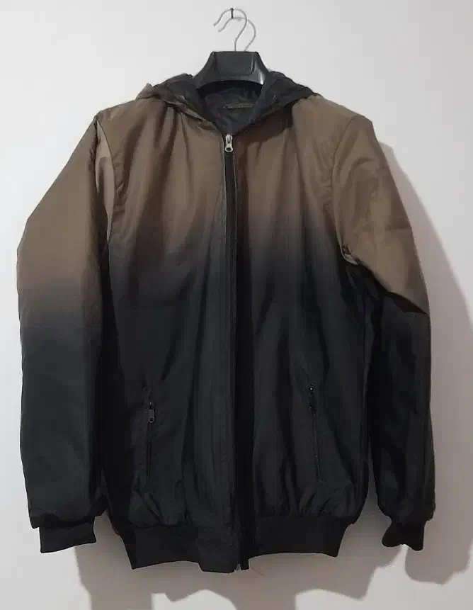 کاپشن طیفی پاییزی در رنگ بندی|لباس|شاهرود, |دیوار