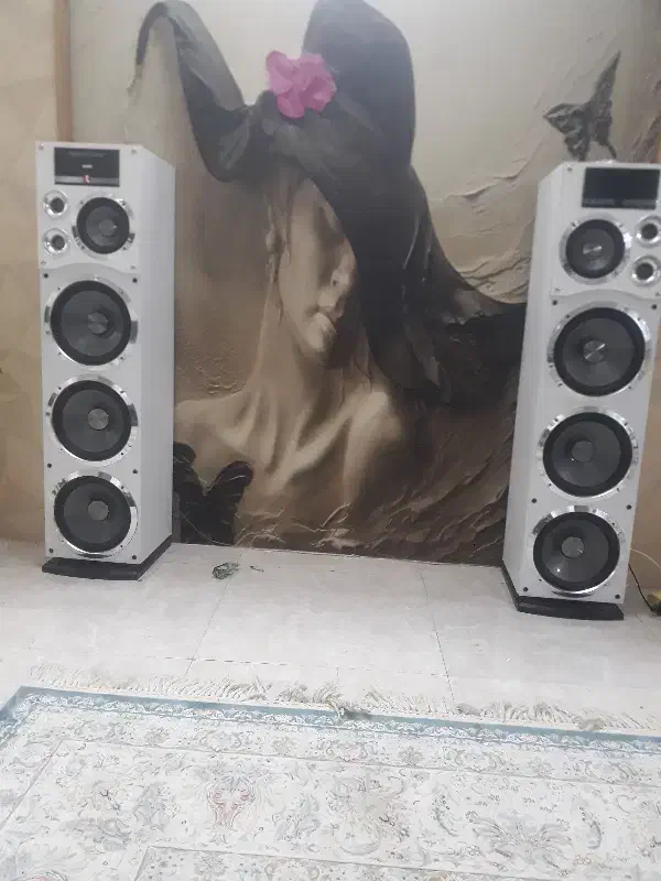 باند ایستاده برنده لومکس|سیستم صوتی خانگی|مشهد, وحید|دیوار