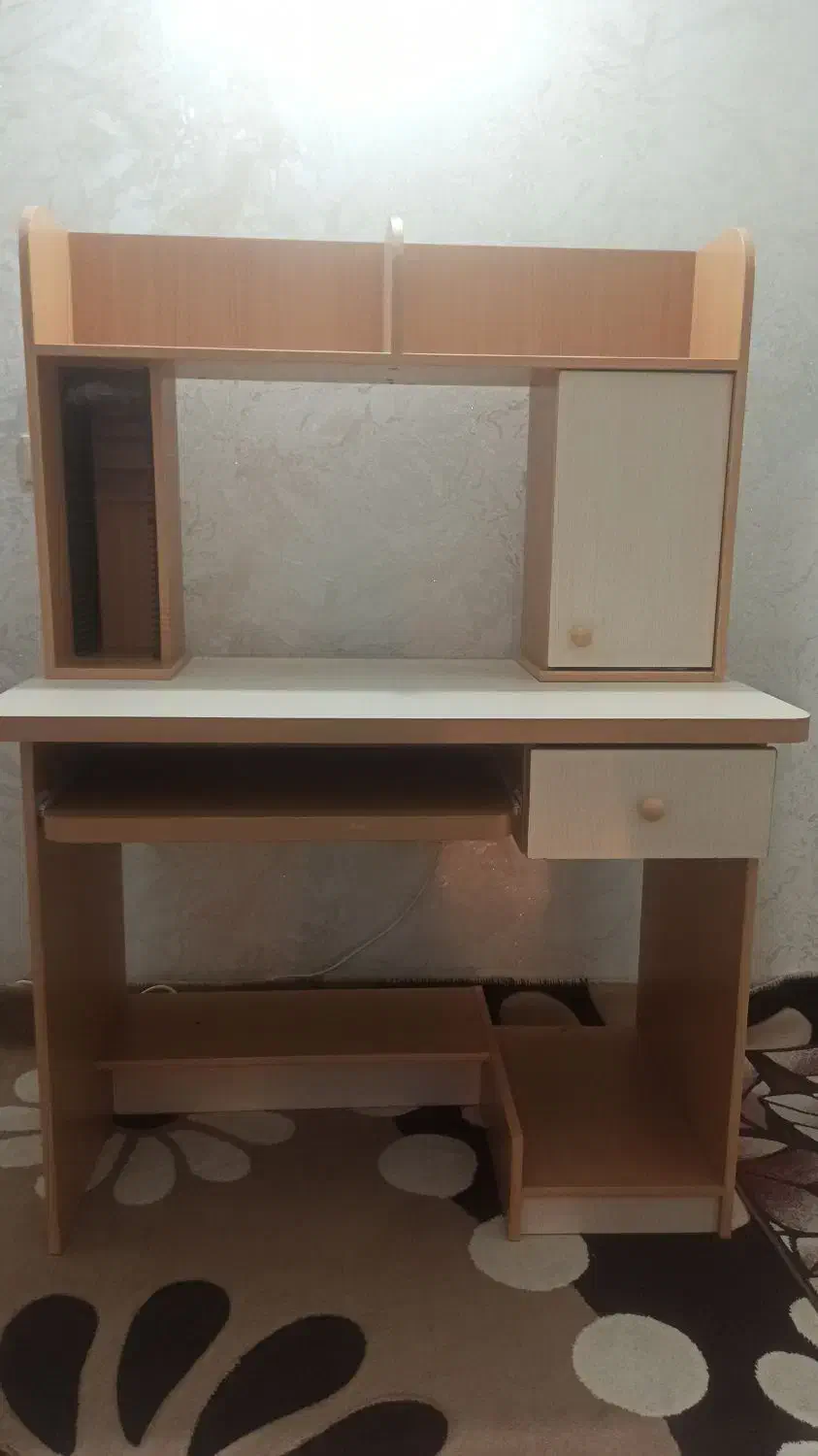 میز کامپیوتر و تحریر و کتابخانه|میز تحریر و کامپیوتر|محمدشهر, شهرک چمران|دیوار