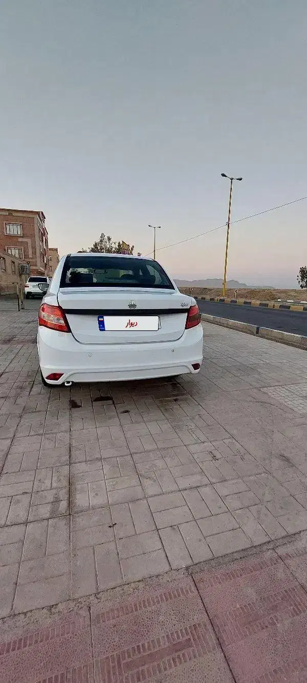 ساینا مدل ۹۸|خودرو سواری و وانت|شاهین‌شهر, شهرک گلدیس|دیوار