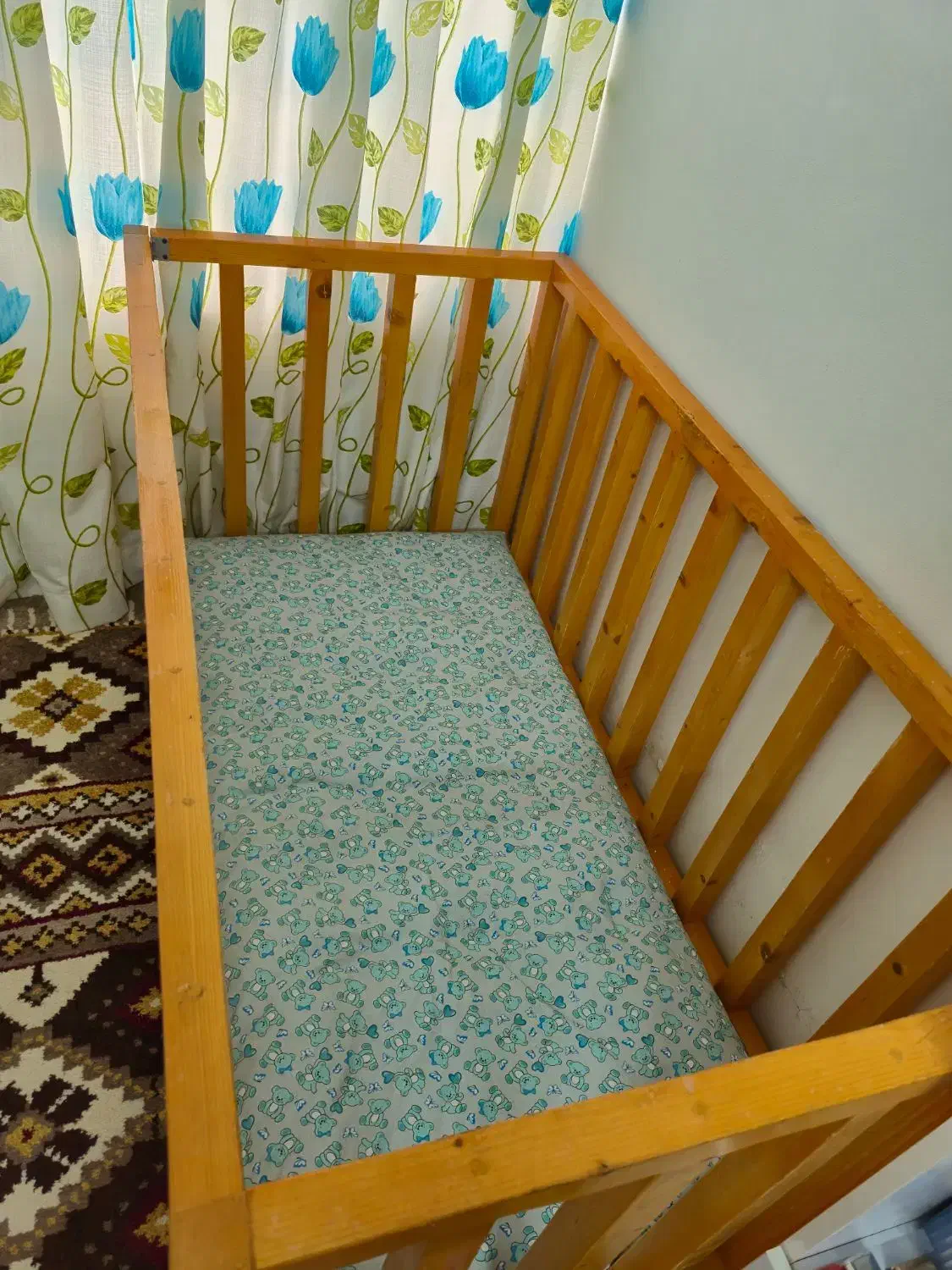 تخت کودک|تخت و صندلی بچه|عباسآباد, |دیوار