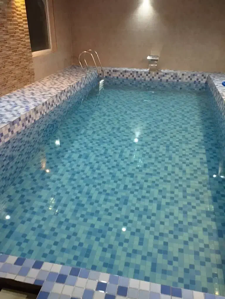 ویلا باغ لوکس استخر دار|اجارهٔ کوتاهمدت ویلا و باغ|شیراز, علوم پزشکی|دیوار