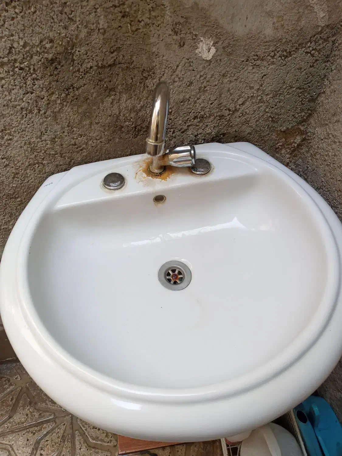 روشویی بزرگ سالم|لوازم سرویس بهداشتی|پاکدشت, حصار امیر|دیوار