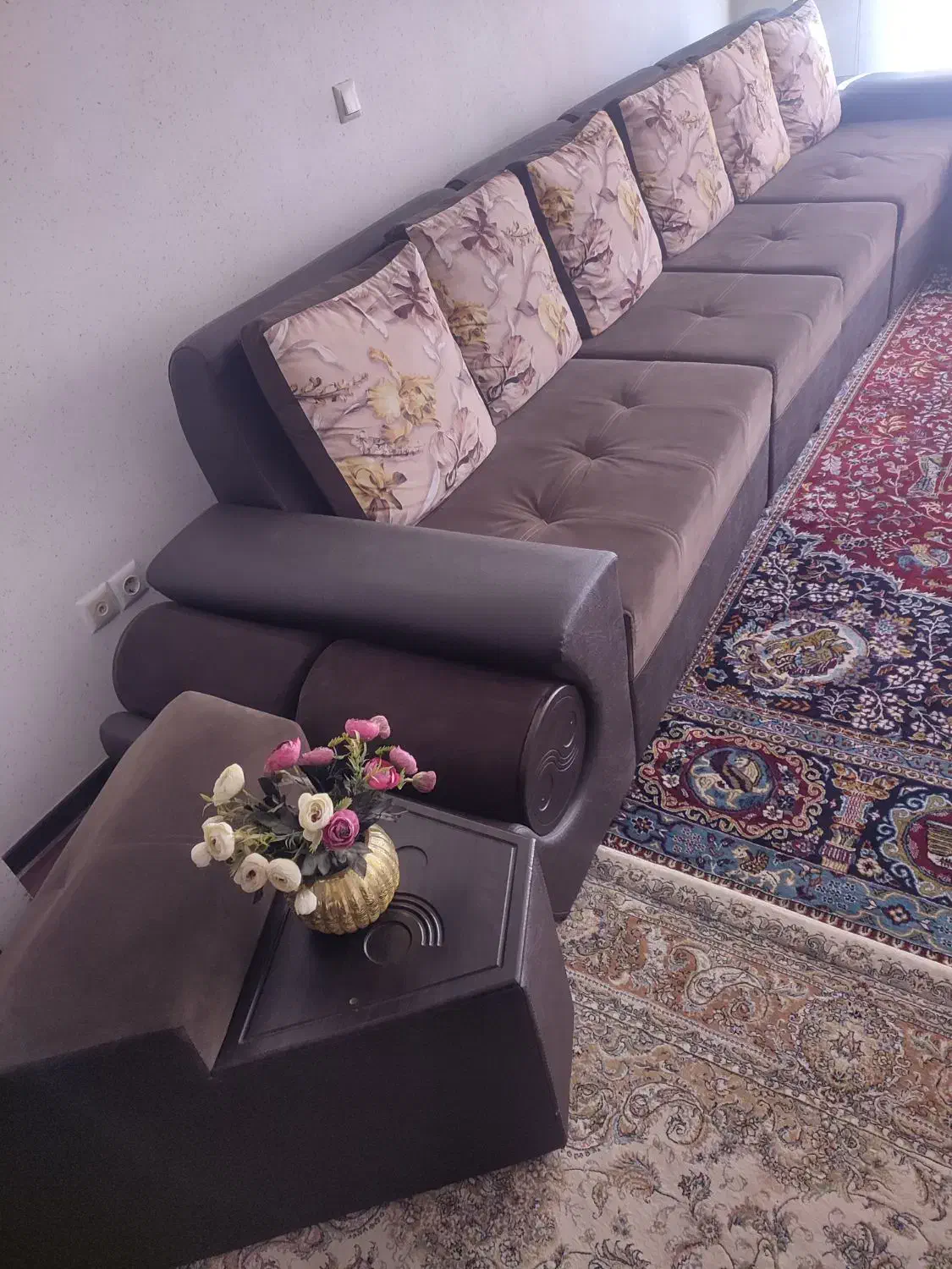 مبل دست دوم در حد نو تمیز راحتی|مبلمان خانگی و میز عسلی|فولادشهر, مسکن مهر فولادشهر|دیوار