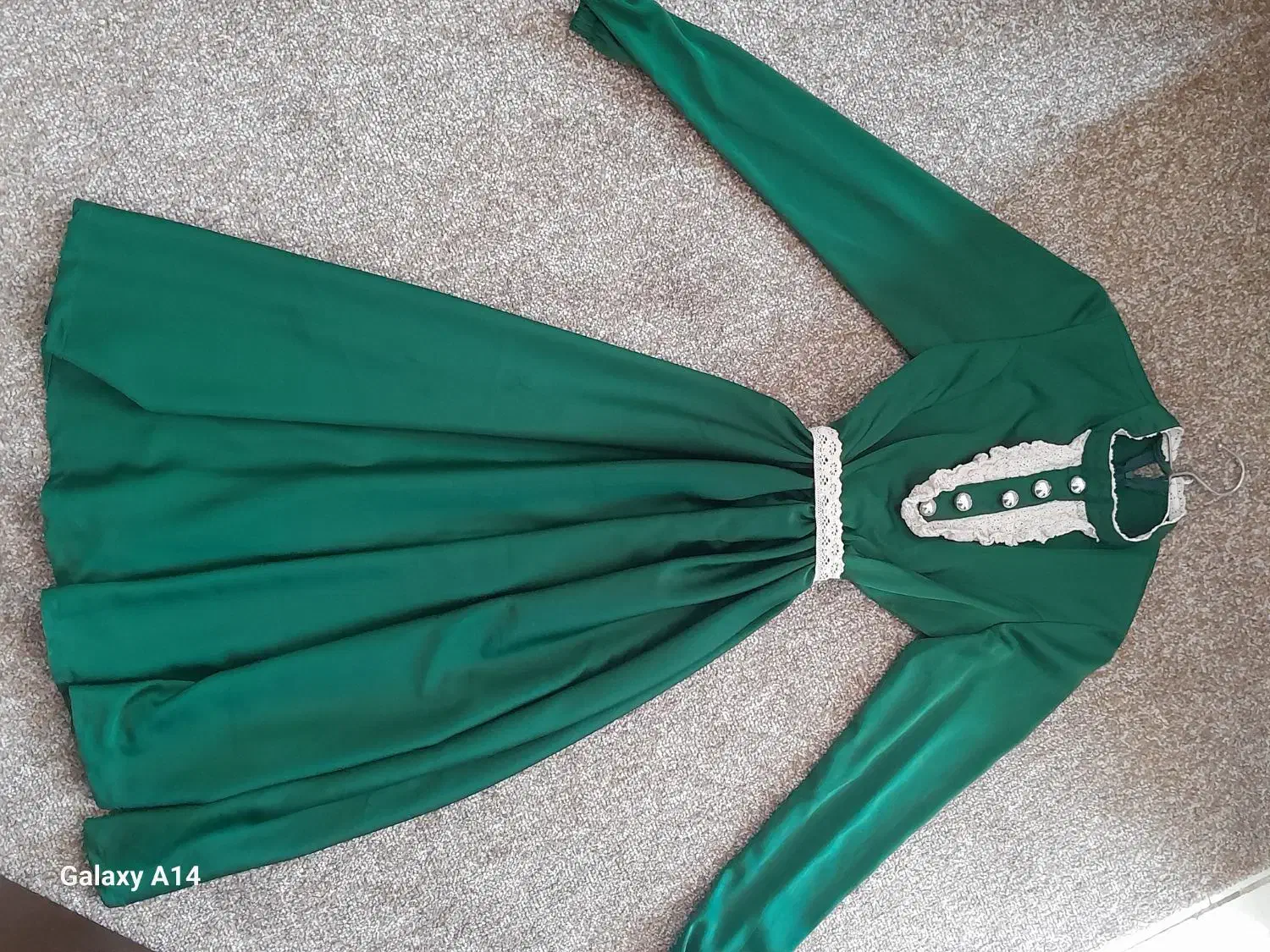 لباس و کفش مجلسی نو|کیف، کفش، کمربند|هشتگرد, هشتگرد قدیم|دیوار