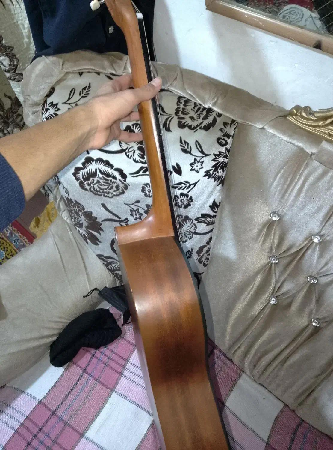 گیتار پارسی درحد|گیتار، بیس، امپلیفایر|کلاله, |دیوار