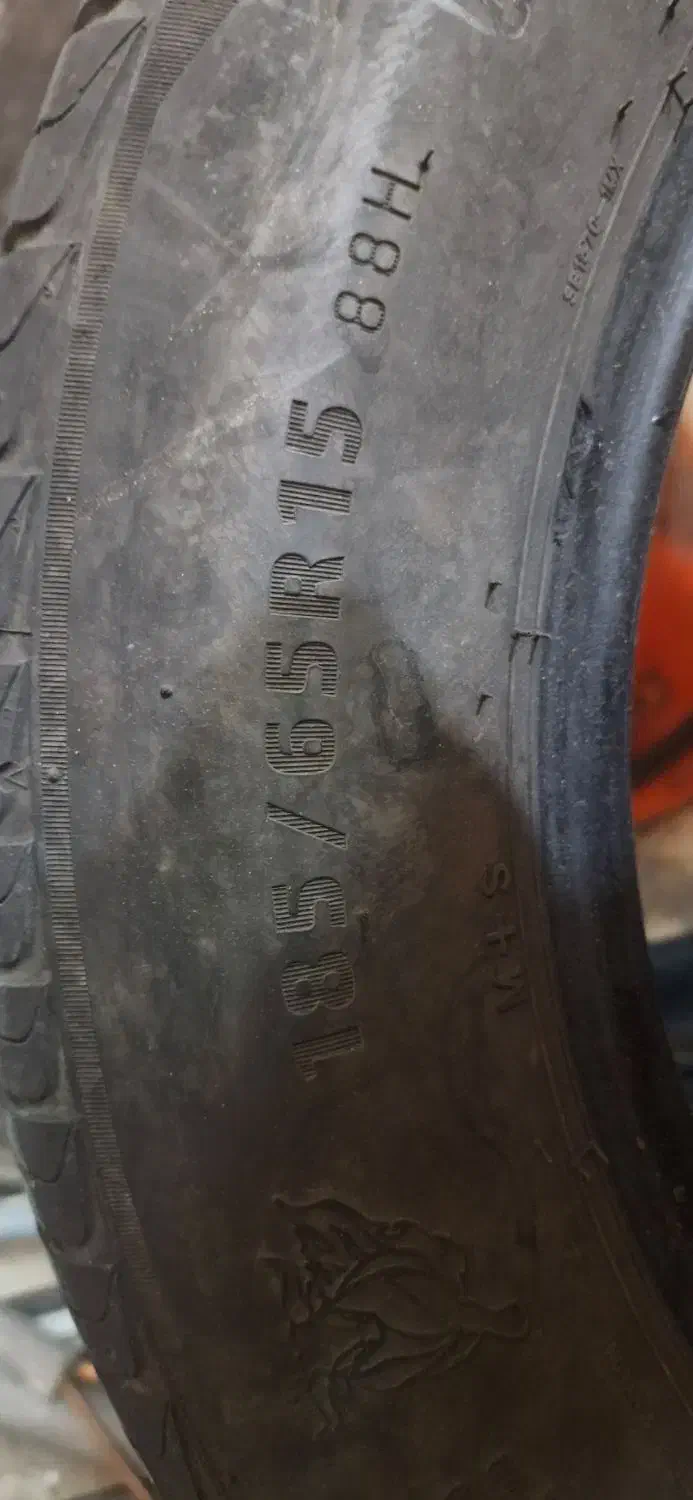 لاستیک۲۲۵/۷۰R۱۶ و۱۸۵/۶۵R۱۵بارز|قطعات یدکی و لوازم جانبی|تهران, حافظیه|دیوار