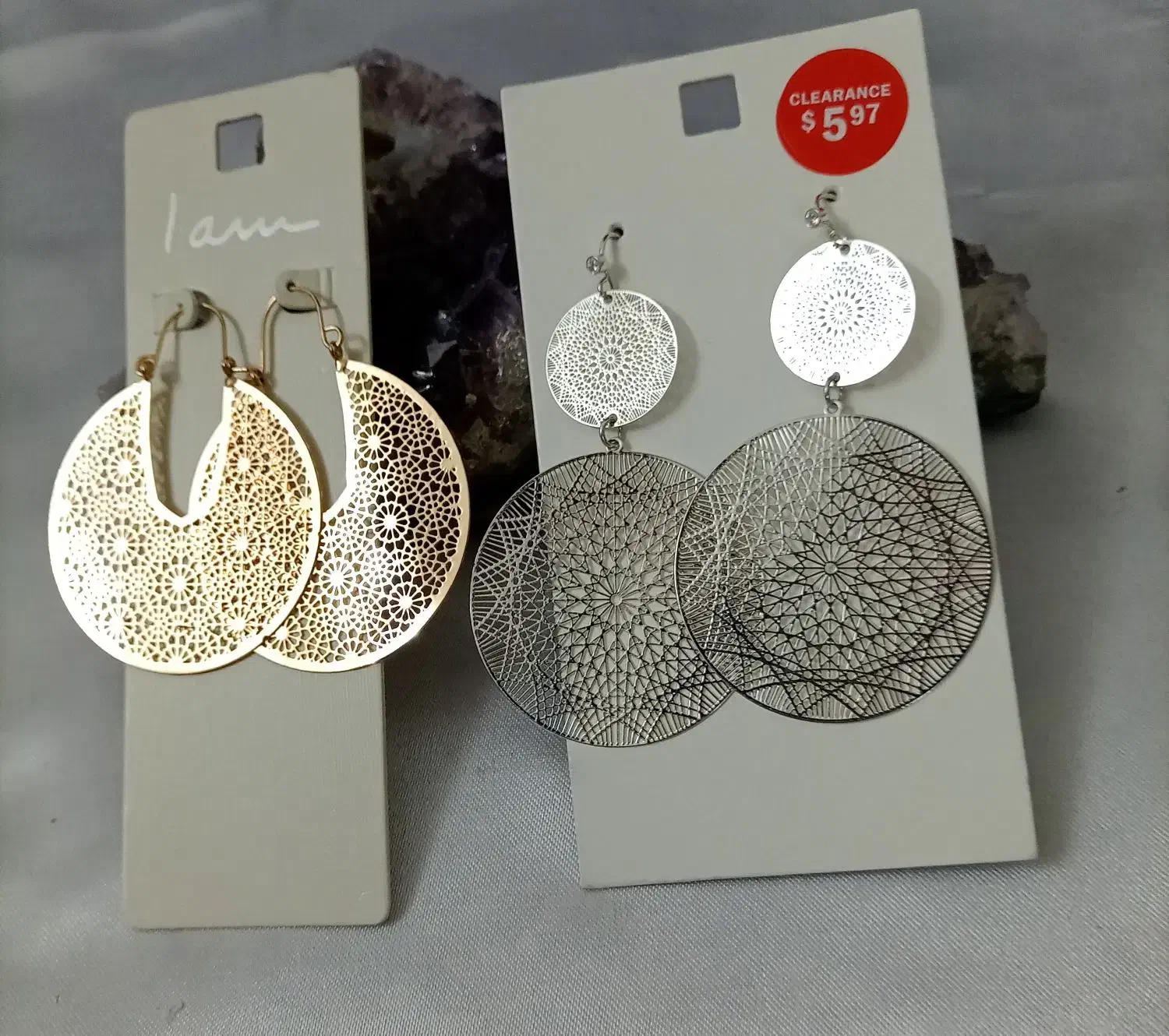 گوشوراه میخی وبزرگ|بدلیجات|مهدی شهر, |دیوار