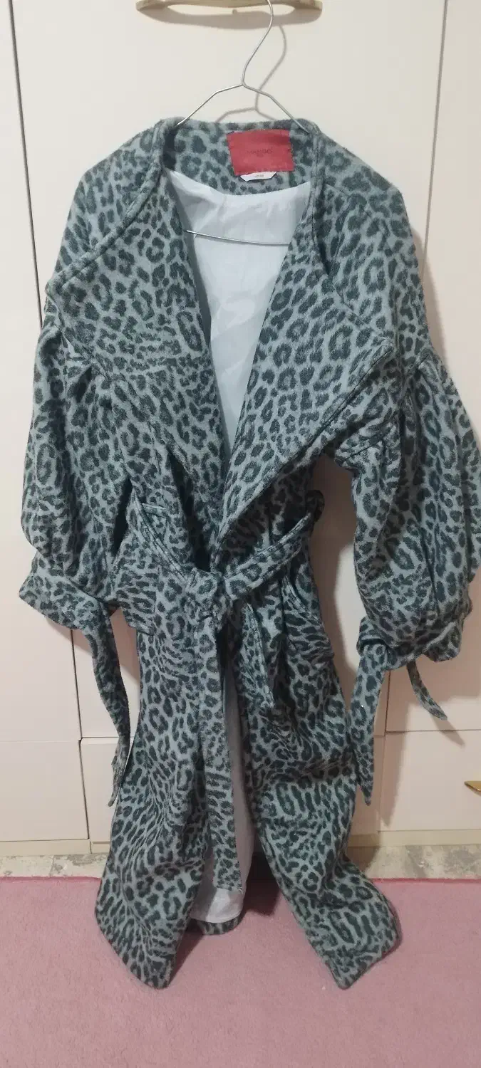 پالتو زنانه|لباس|تهران, قصر فیروزه ۲|دیوار