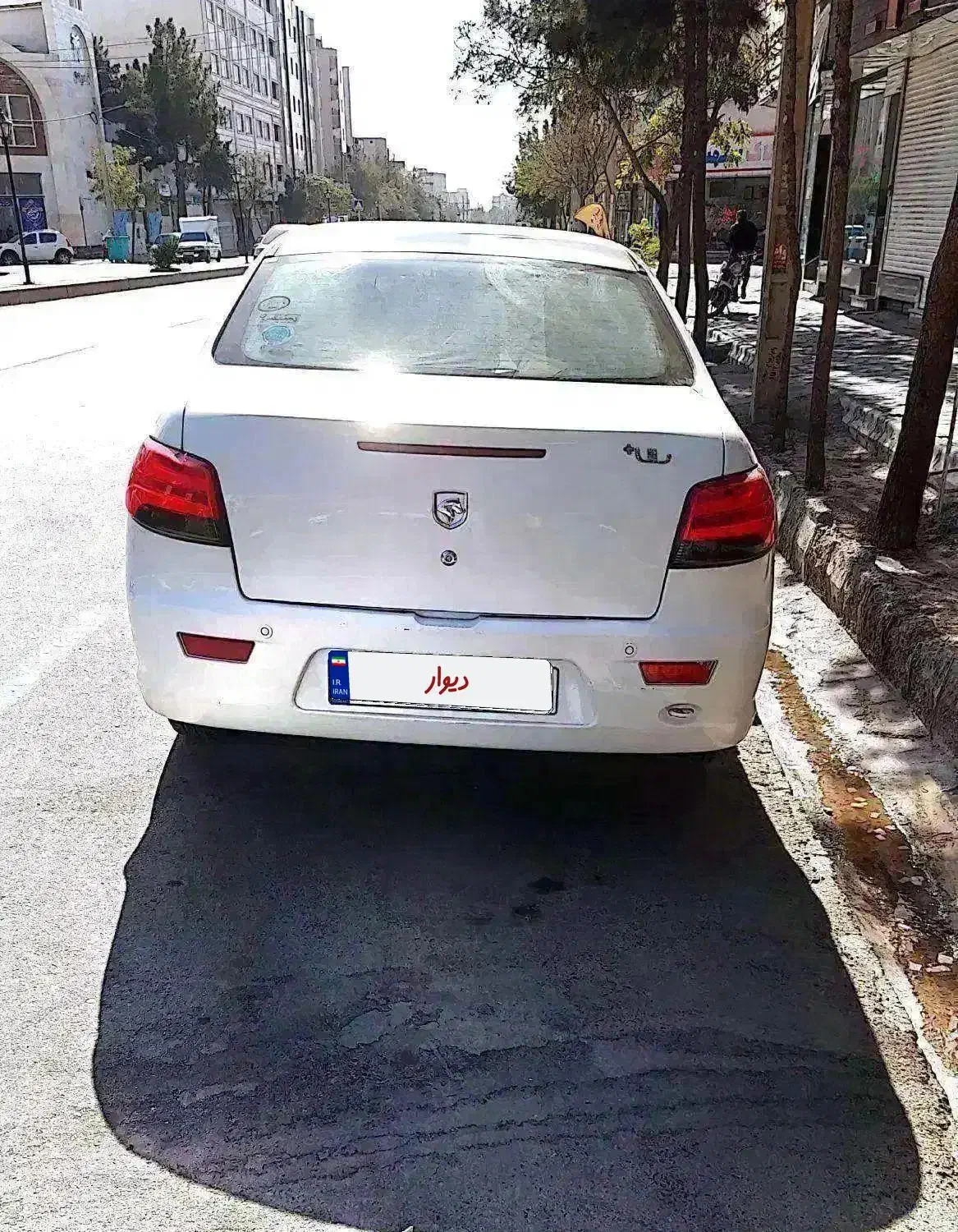 رانا پلاس ارتقا یافته 1402 با موتور  TU5|خودرو سواری و وانت|سبزوار, فرهنگیان|دیوار