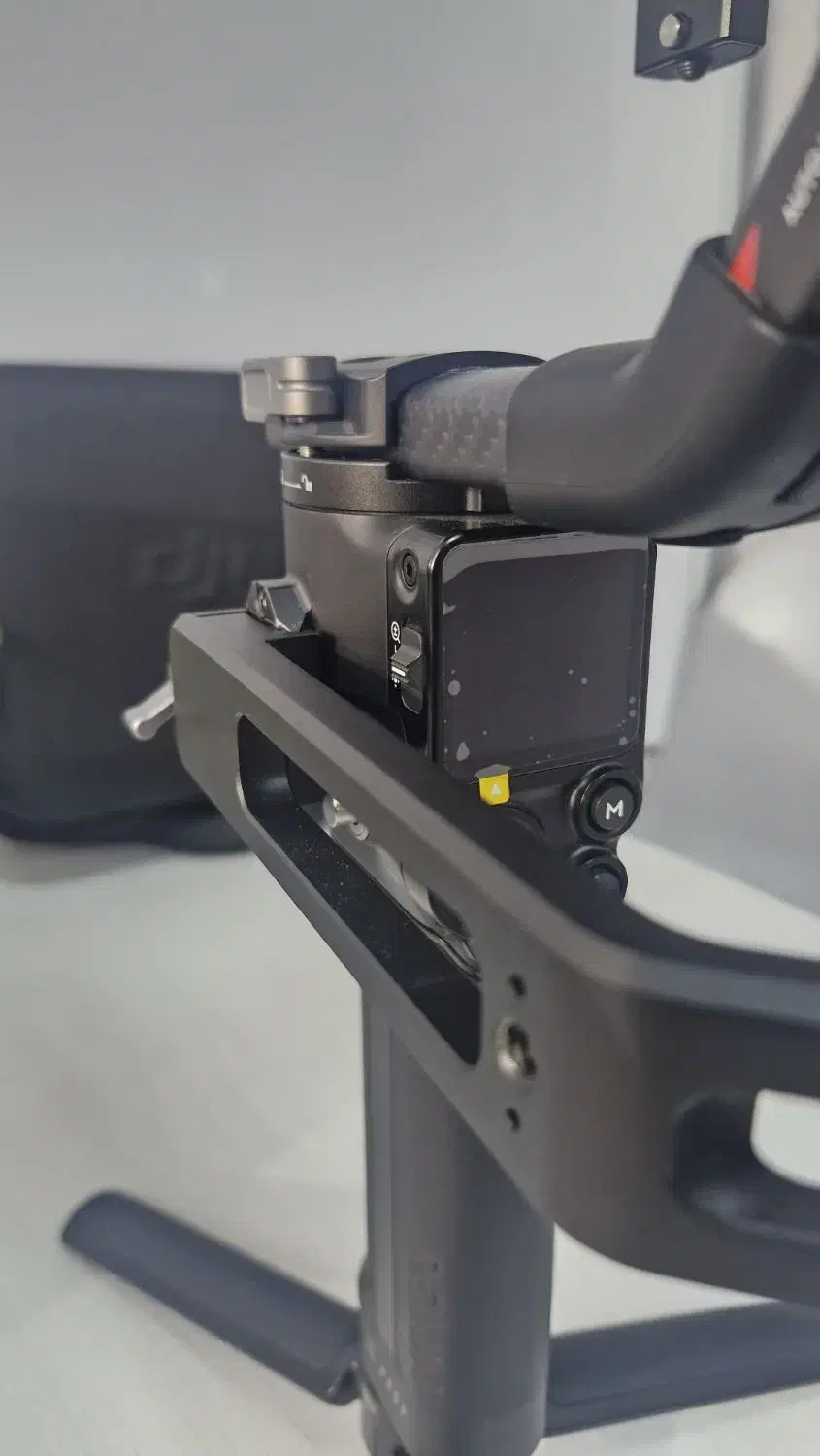 گیمبال دوربین DJI RS4 PRO|دوربین عکاسی و فیلم‌برداری|تهران, بهار|دیوار