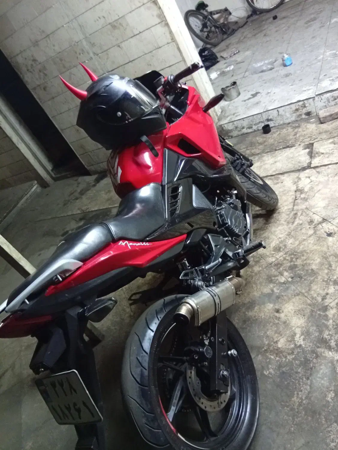 مگلی 200 همراه با کلا کاسکت|موتورسیکلت|تهران, امیریه|دیوار