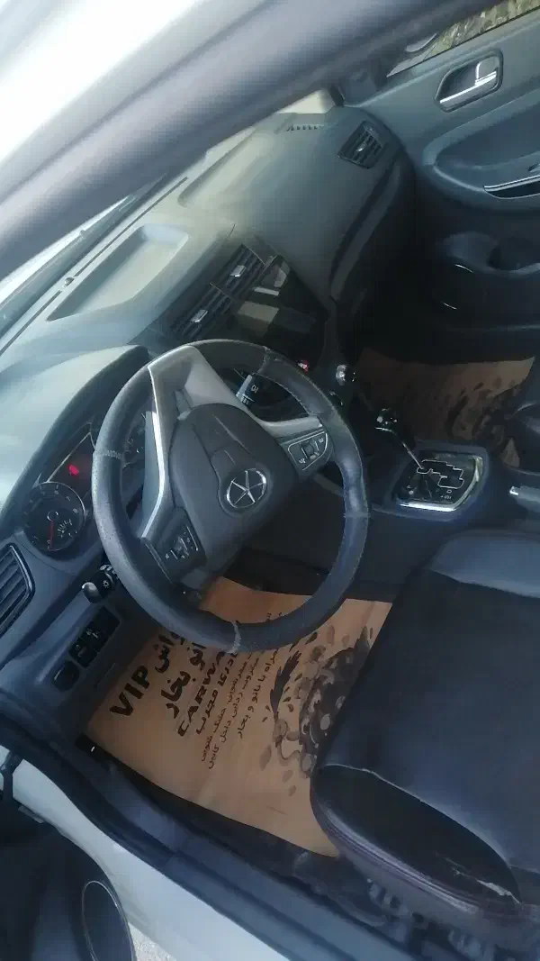 جک j4  فابریک 1401|خودرو سواری و وانت|شیراز, سفیرشمالی|دیوار