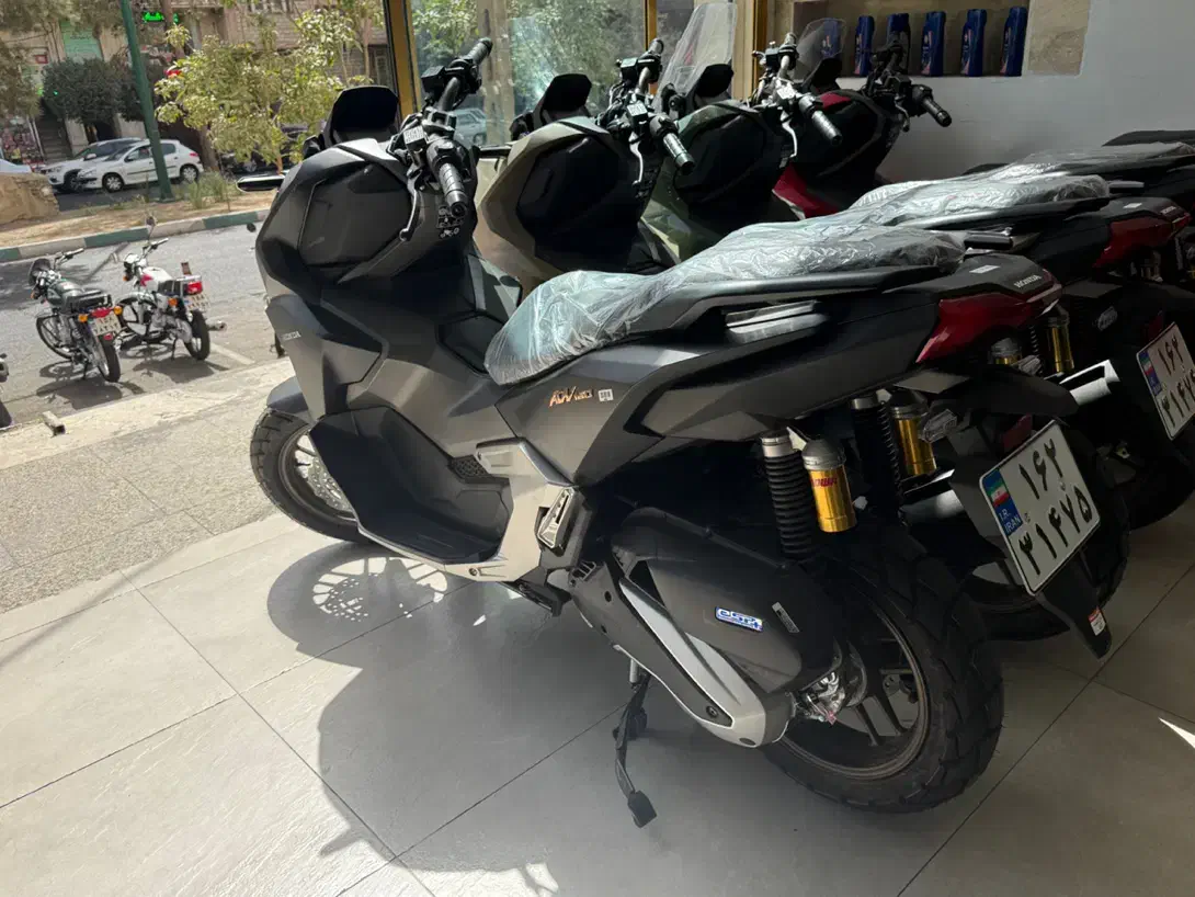 هوندا adv160|موتورسیکلت|تهران, جنت‌آباد مرکزی|دیوار