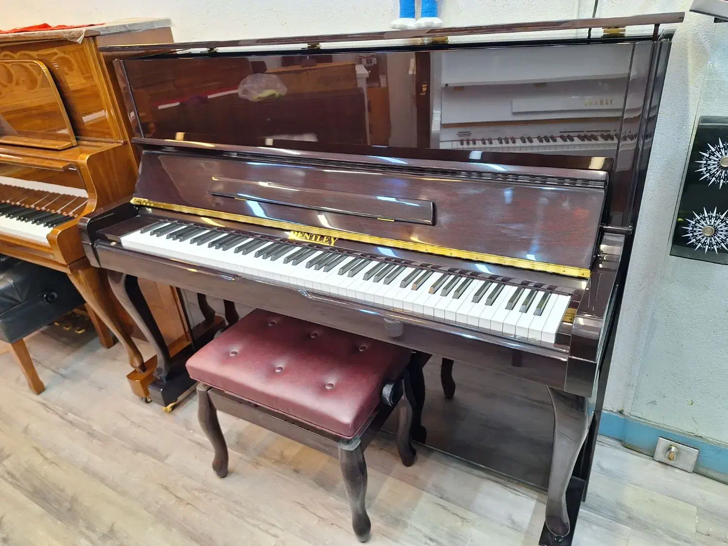 پیانو آکوستیک کره ای یانگ چانگ پایه آهویی|پیانو، کیبورد، آکاردئون|اصفهان, سعادت‌آباد|دیوار