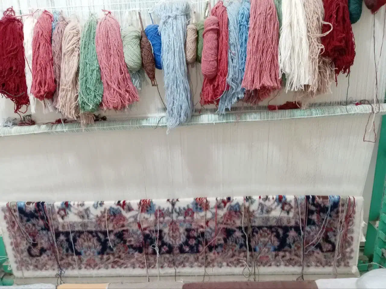 بافندگی|چرخ خیاطی و ریسندگی|گناباد, |دیوار