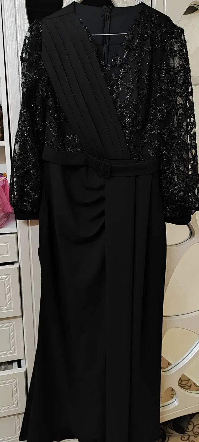 لباس شب|لباس|قدس, شهرقدس|دیوار