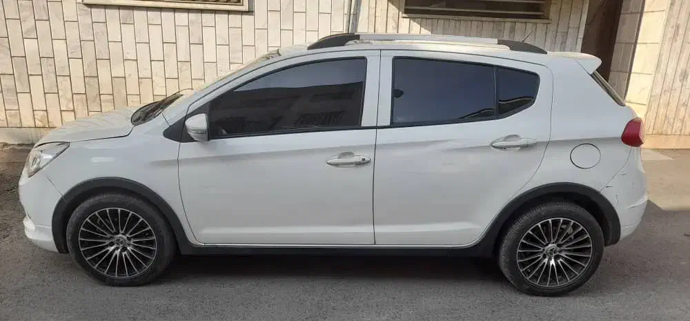 لیفان X50 مدل ۱۳۹۵، سالم، کمهزینه، آماده سفر|خودرو سواری و وانت|تهران, هفت چنار|دیوار