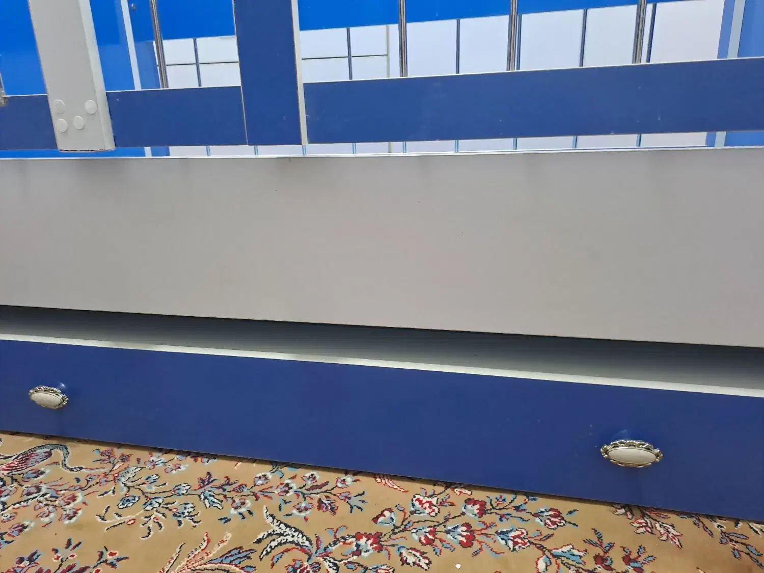 تخت و گهواره کودک همراه تشک|تخت و سرویس خواب|دزفول, |دیوار