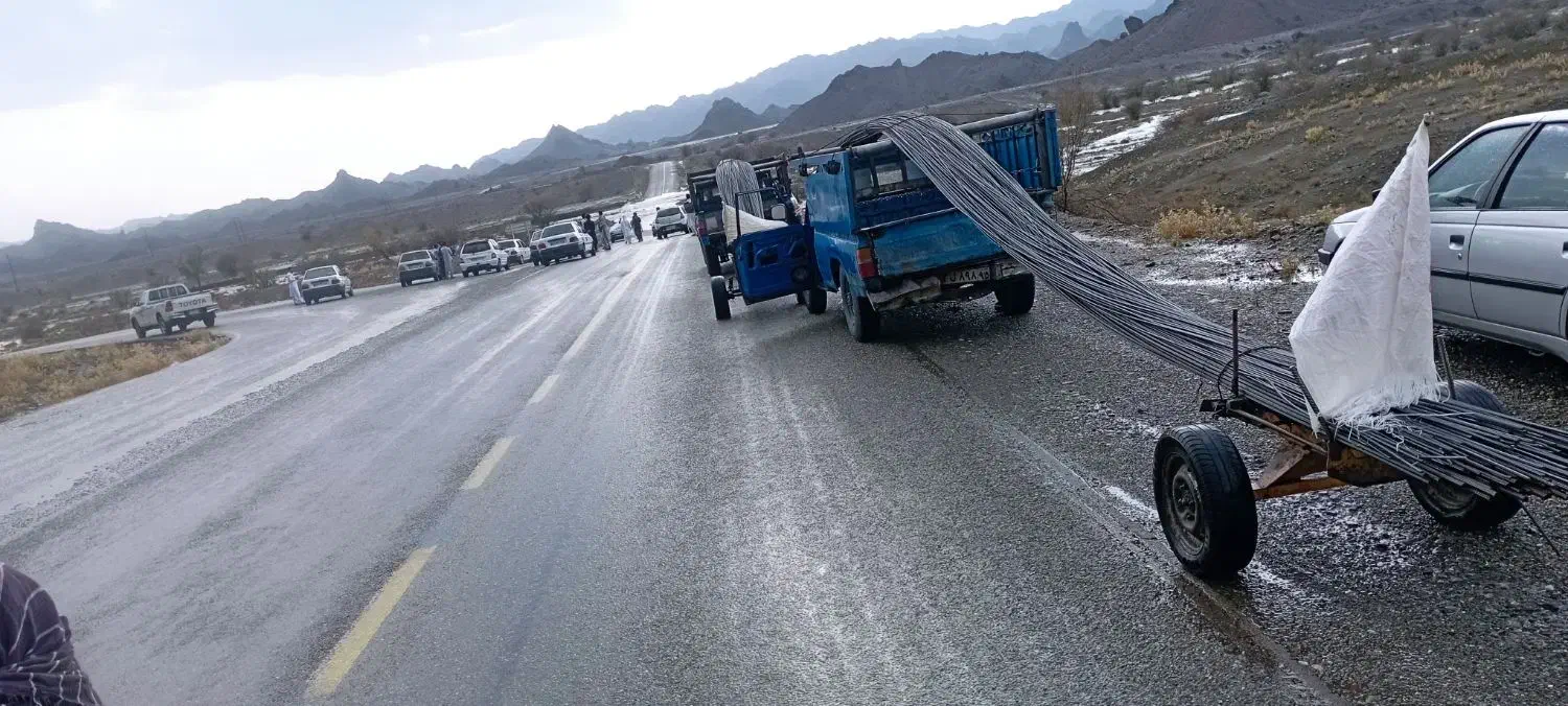 حمل بار میلگرد تیرچه میلگرد تیرآهن داخل شهر|خدمات حمل و نقل|ایرانشهر, |دیوار