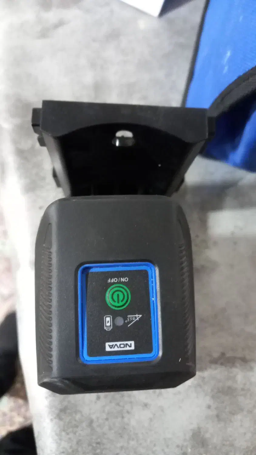 لیزرتراز|مصالح و تجهیزات ساختمان|برخوار, |دیوار