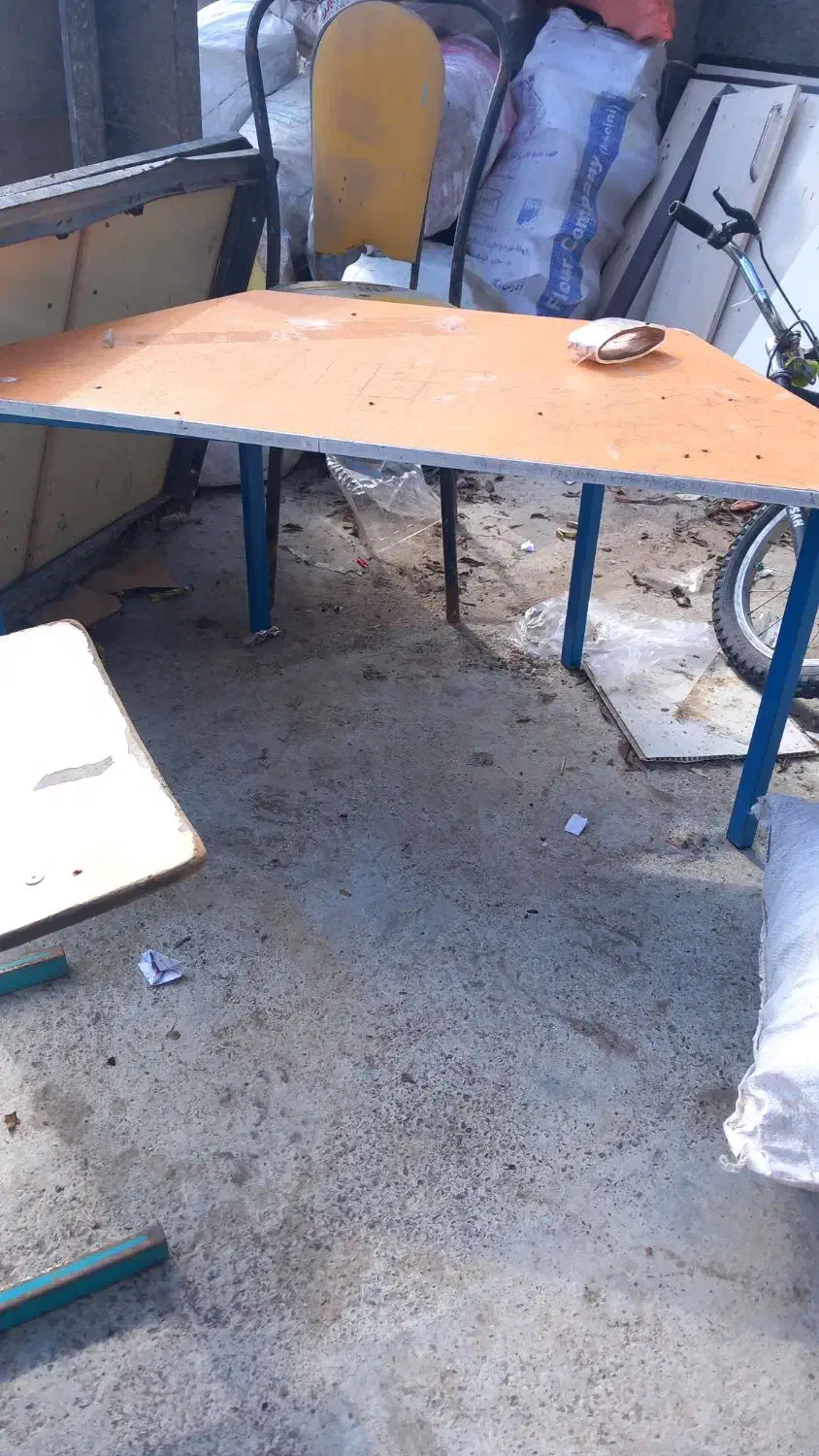 صندلی|تخت و صندلی بچه|بندر ترکمن, |دیوار