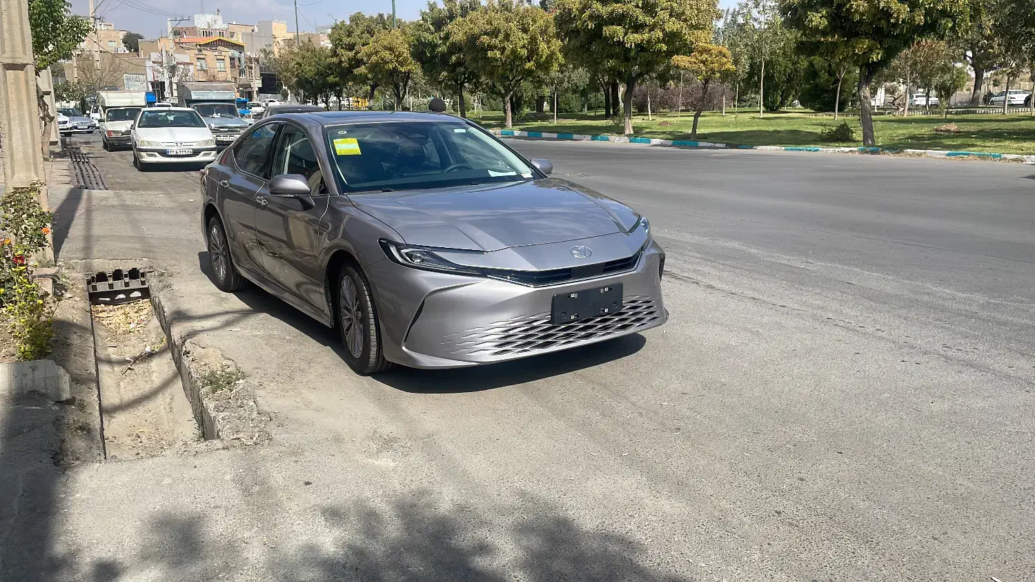 تویوتا کمری ۲لیتر بنزینی چین|خودرو سواری و وانت|همدان, |دیوار